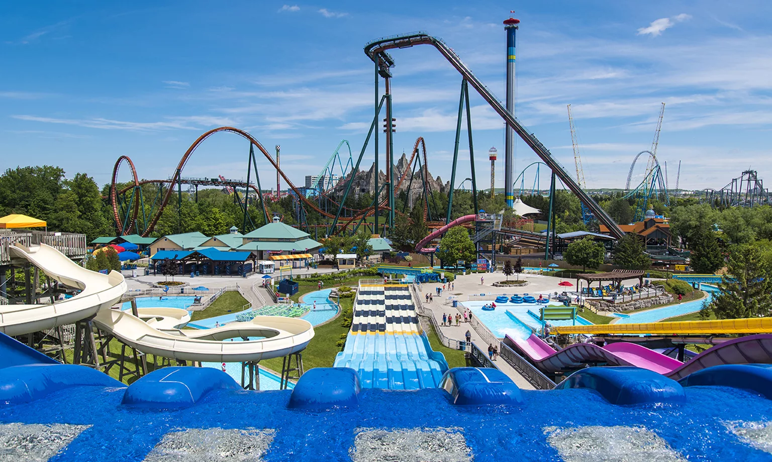 Canada's Wonderland : Amusement All Year Round - North America Outlook